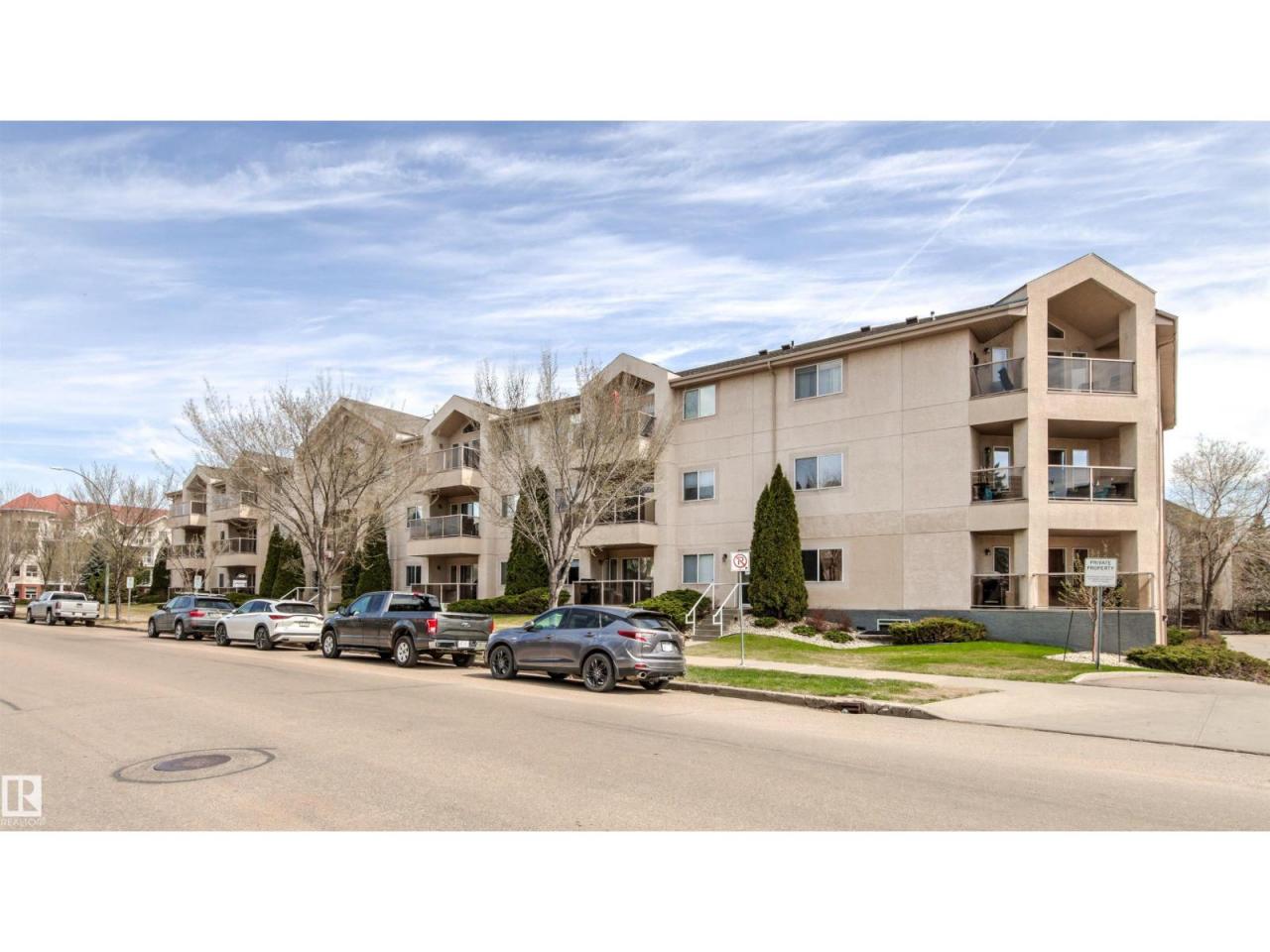 E4486500_75.jpg