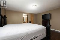 A2325396_8.jpg