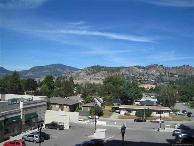 15792653_13.jpg